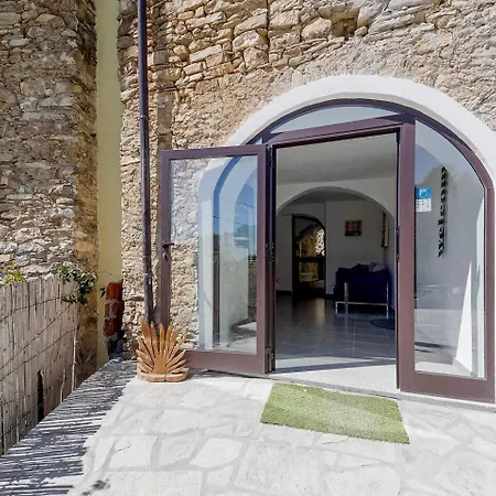 Luly Dachi Farm * Marina dʼAndora